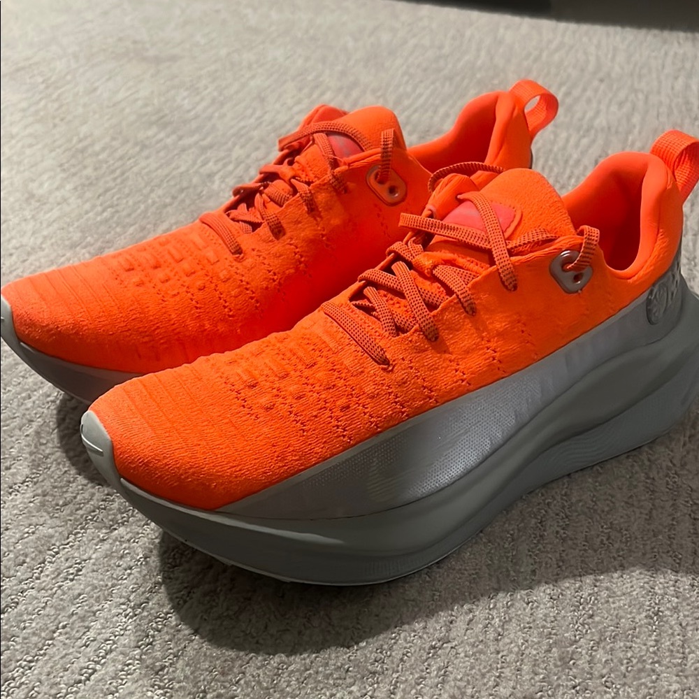 Men’s Nike Journey Run PRM in Orange